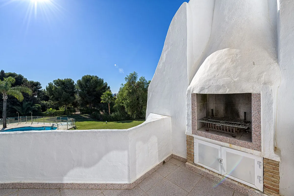 1c74033d-0571-4e67-bb6e-1e3cde276b82