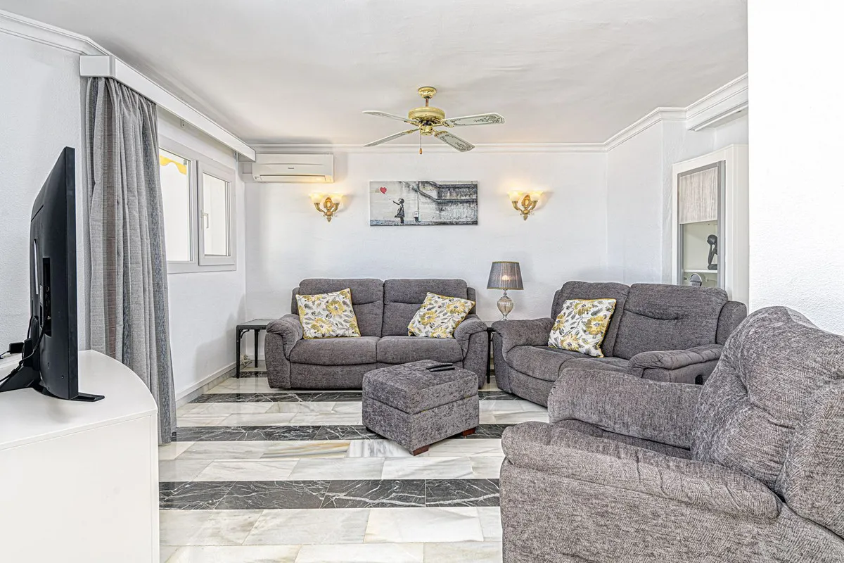 7e3a371e-86e1-49bc-8865-19501066e79f