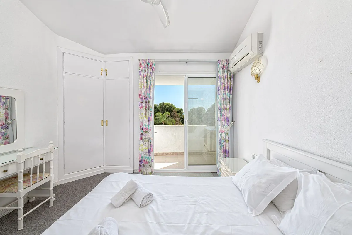 b6368d9e-38b9-4bc1-84dc-aceb47909f25