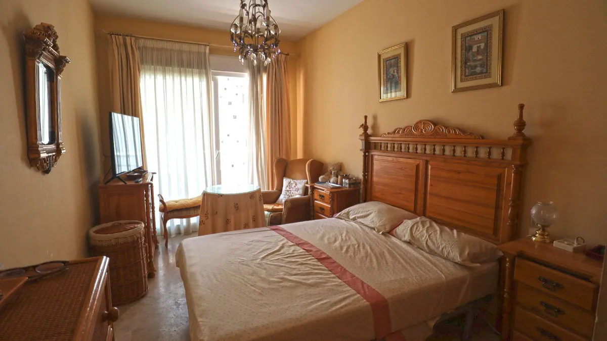 8204a884-970e-495c-9cce-31d19b93b4dc