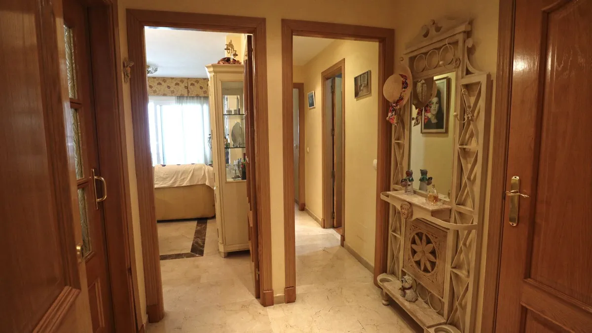 9737cfca-3e52-4a80-81f7-3a1e51425b4f