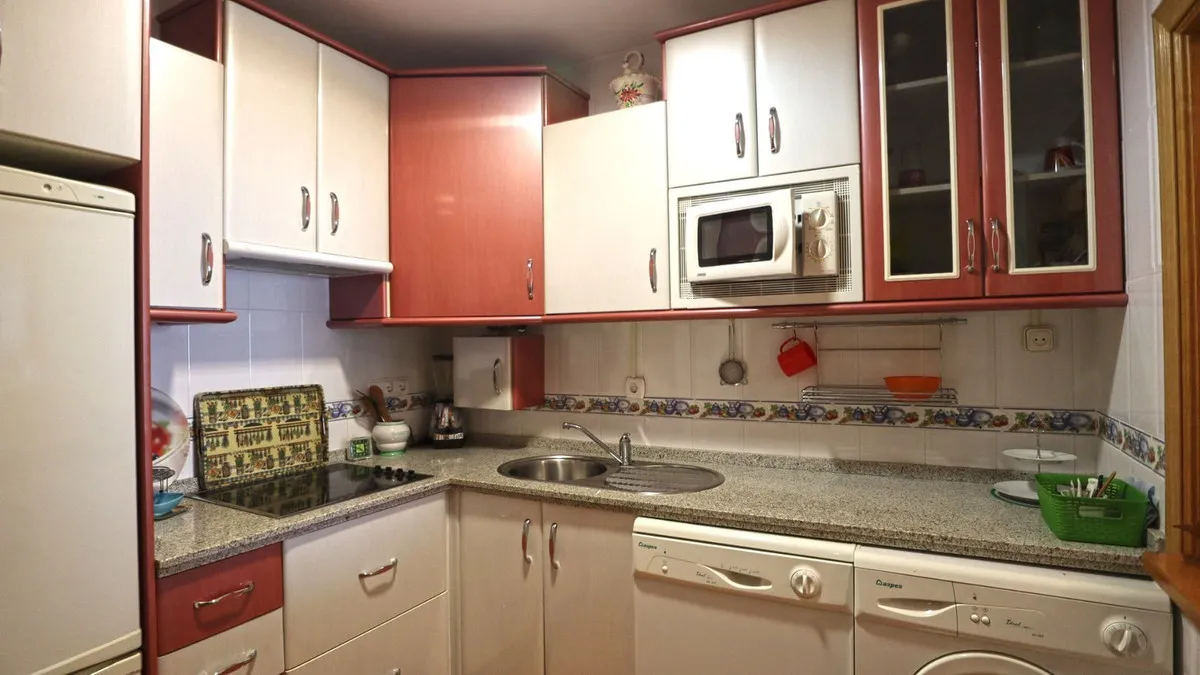 d97966d1-688f-425d-a015-d559720ab484