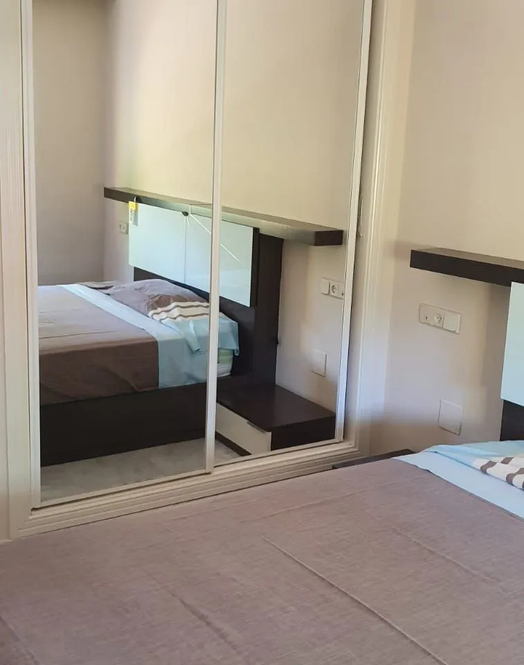 be7c53ef-6778-4a27-bdfe-ac59a04d194f