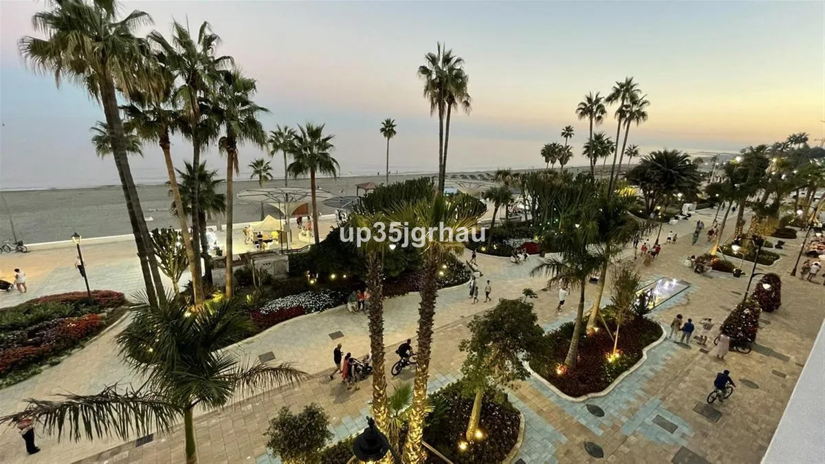 a23293b8-0967-4834-99fc-d1646e99199f