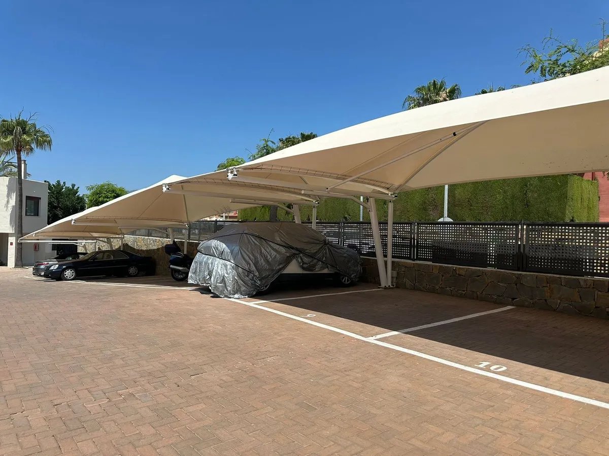 00b3a5c2-e58c-40c2-8e31-4796138f4e31