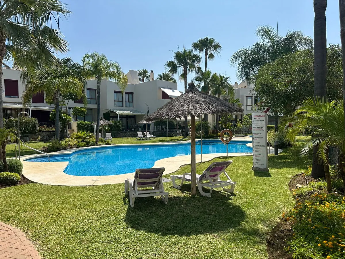 4c5adbb1-956b-421a-a7b6-fed9796f562f