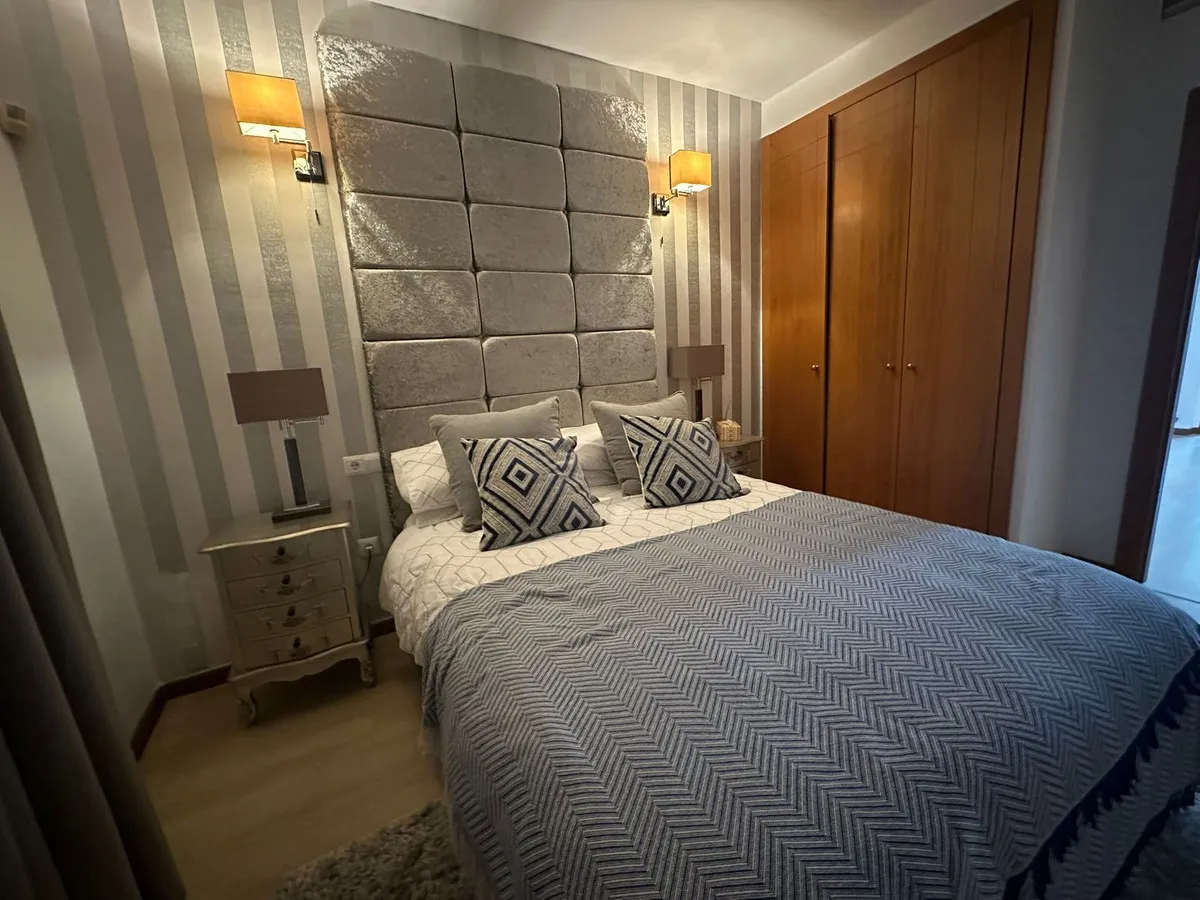 5208ef8a-5d0c-4a13-a475-2ae7a289bf8d