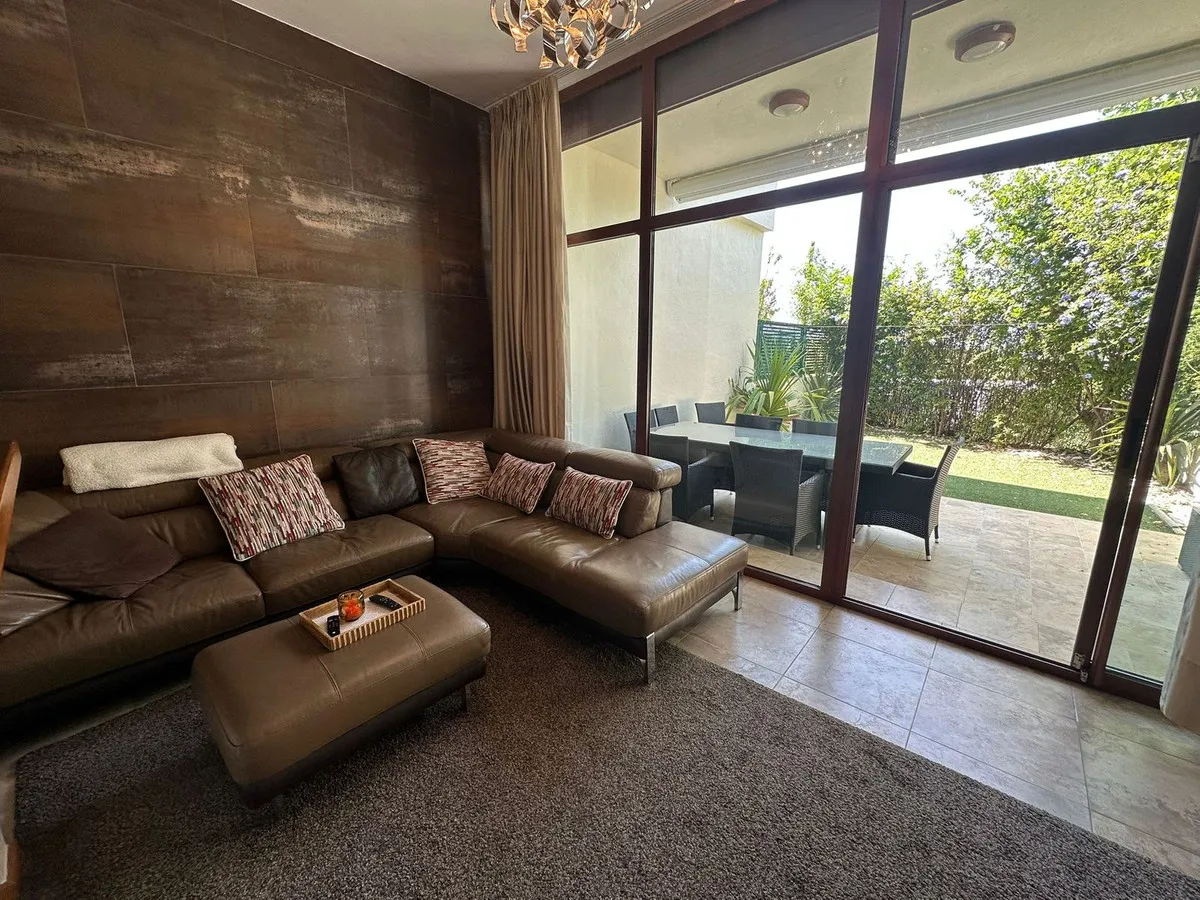 dc60132f-baac-461f-8677-0db9d5e356cb