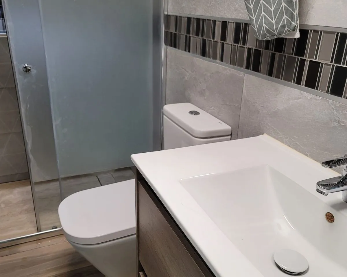 c6d31b6d-35e3-4806-ae1f-36904dc0e73b