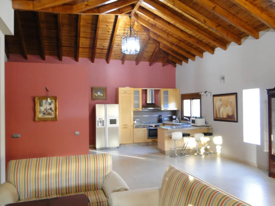 eb498c37-24b4-4c2a-b1de-b66cb85950c3