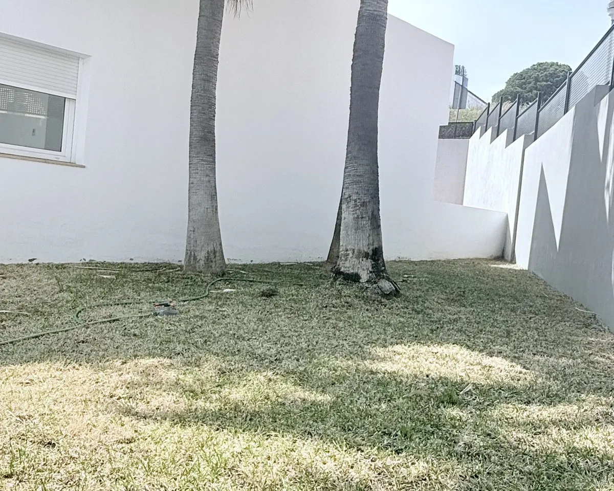 4faf9889-690c-411a-baba-d6c0b1118882