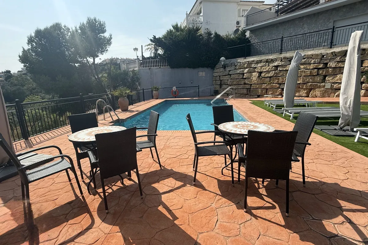 cf743b0d-c060-440f-a8d4-5c197badf403