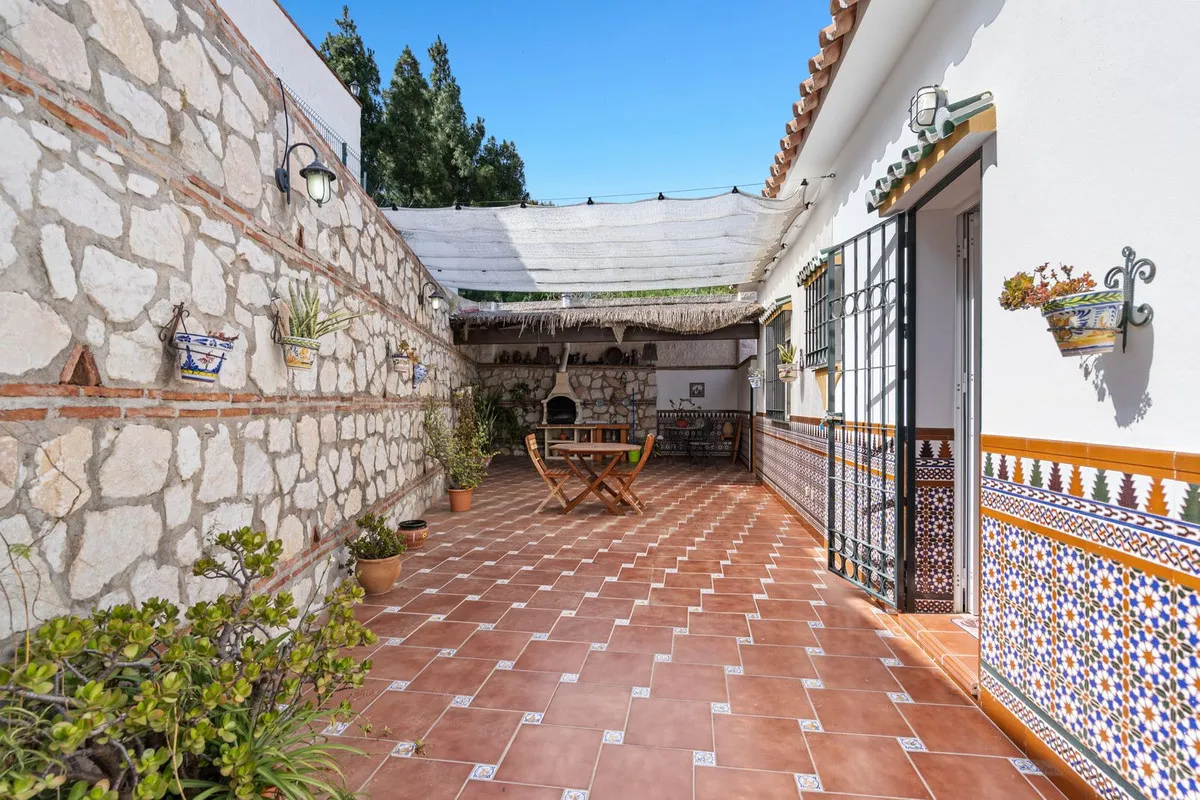 79ea9430-dc92-4b29-80d7-a1cc046b4cfa