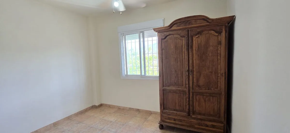 4aefa977-1d44-455e-8ec5-1b690538e9b0