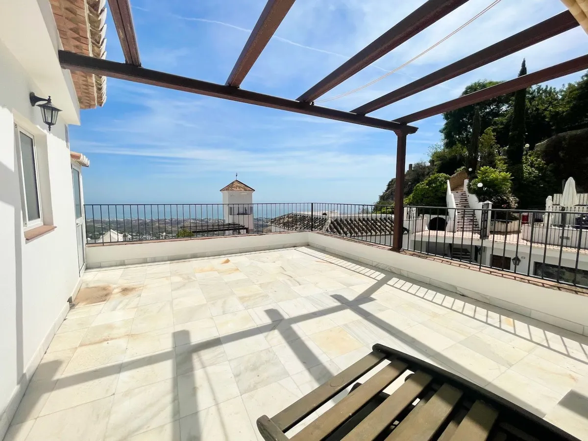 59b19ae3-022b-459b-a051-c521f2d249a2