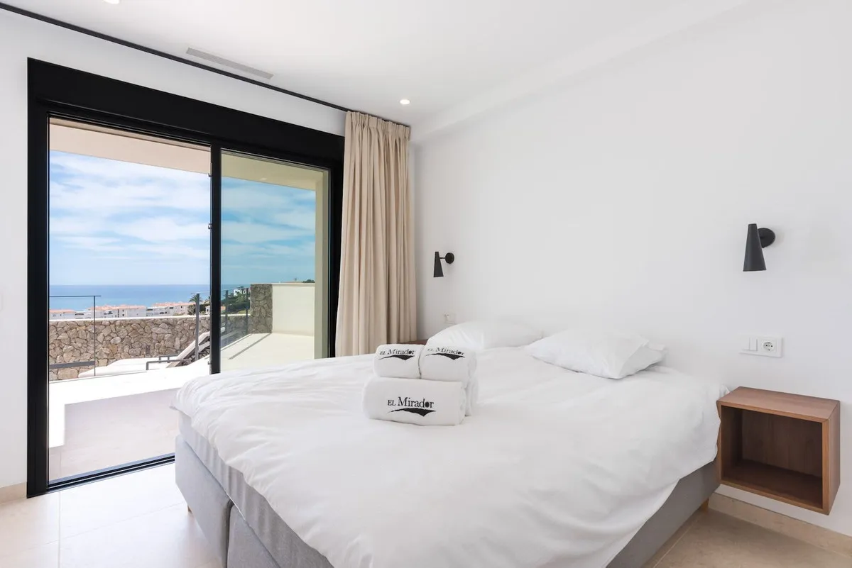 0f1862b7-3a91-45e9-a3fc-6fe22336970f