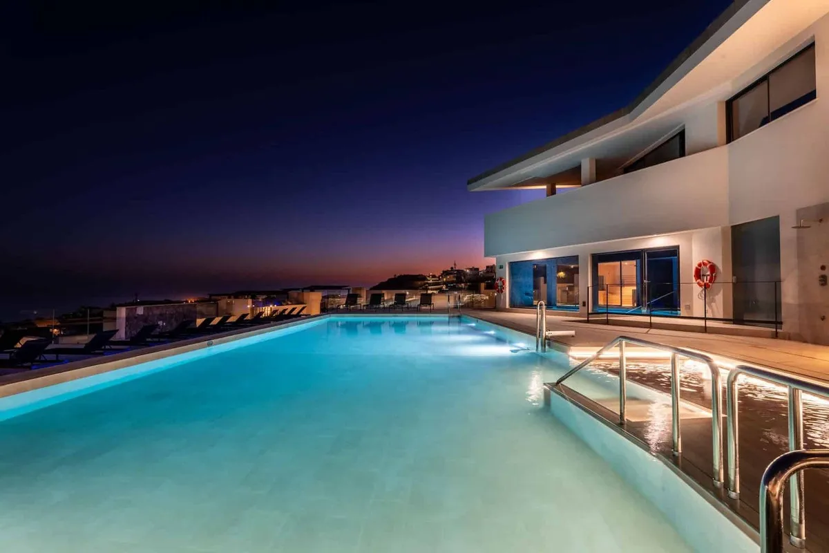 4f2457ba-1bae-49f7-825e-2eccd6449301