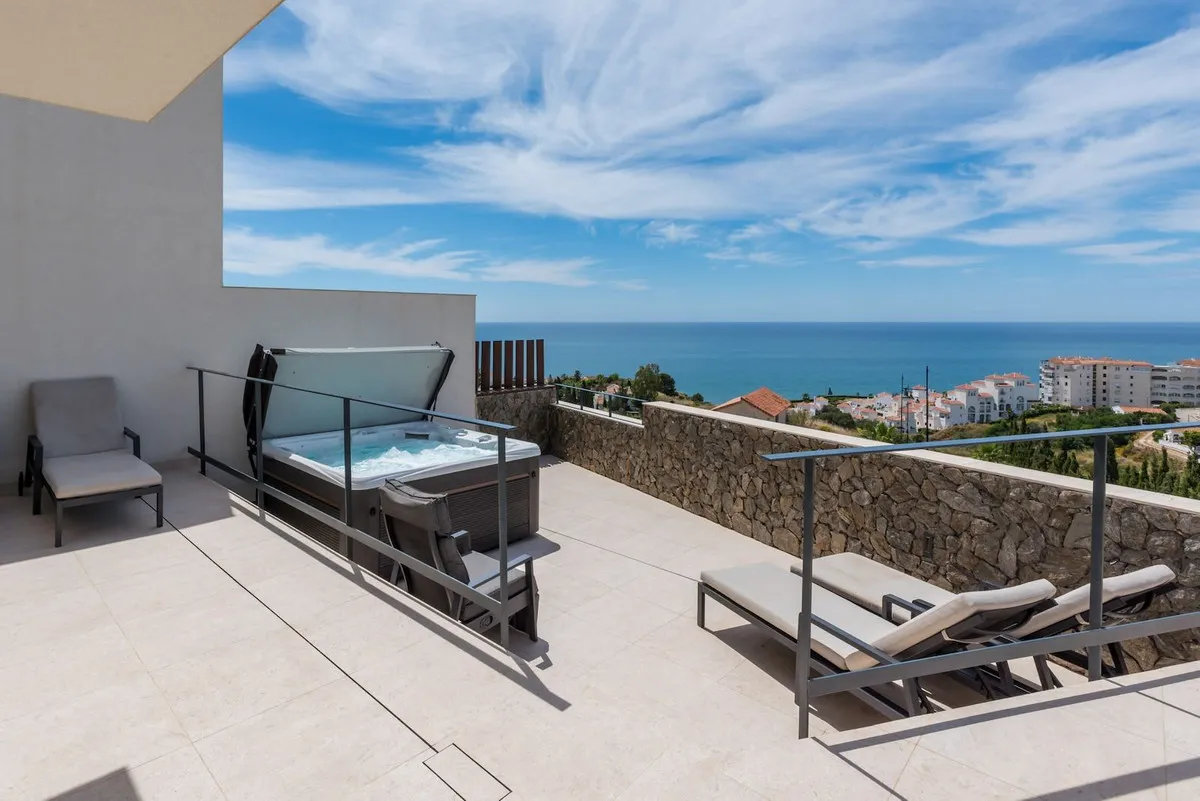 6e3c761a-92c9-4514-ab67-b128c24a90ae