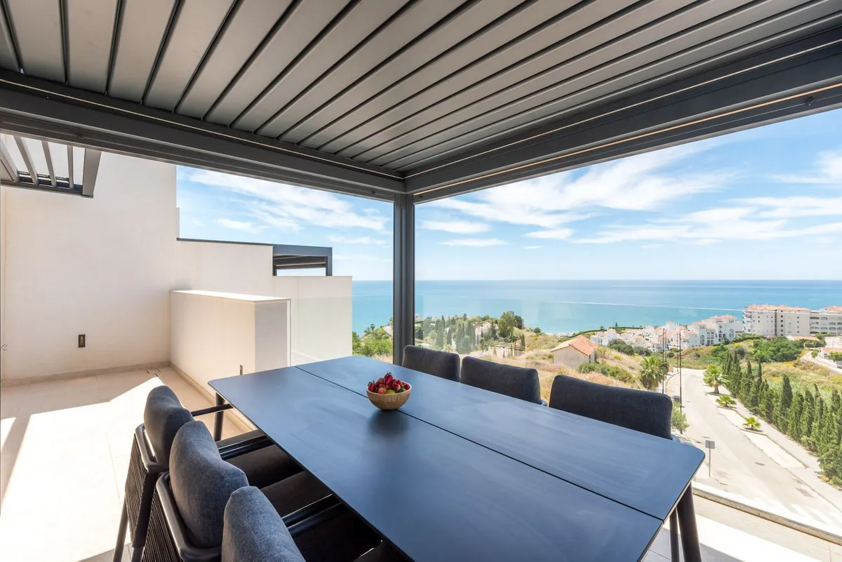 8e119530-4664-470a-8a18-00d84e58cc8a