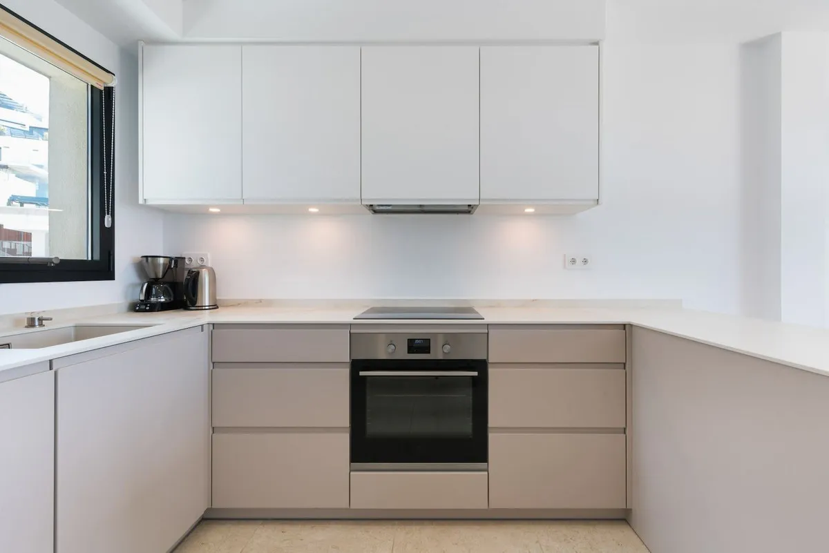 92ca74a5-d355-4f1b-aa2c-9e08ad30fd3b