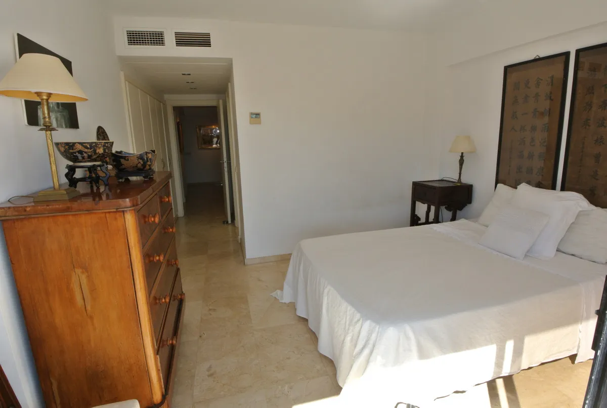 137f3ae7-ace2-4cba-82a6-aeadf31b3cd2