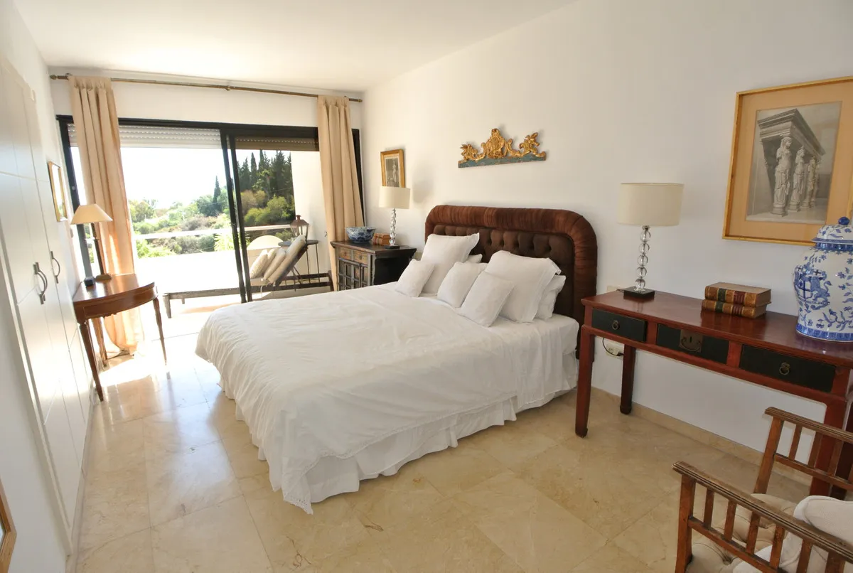 87b0a2db-ac85-4f91-bd06-ded7aeb42d0c