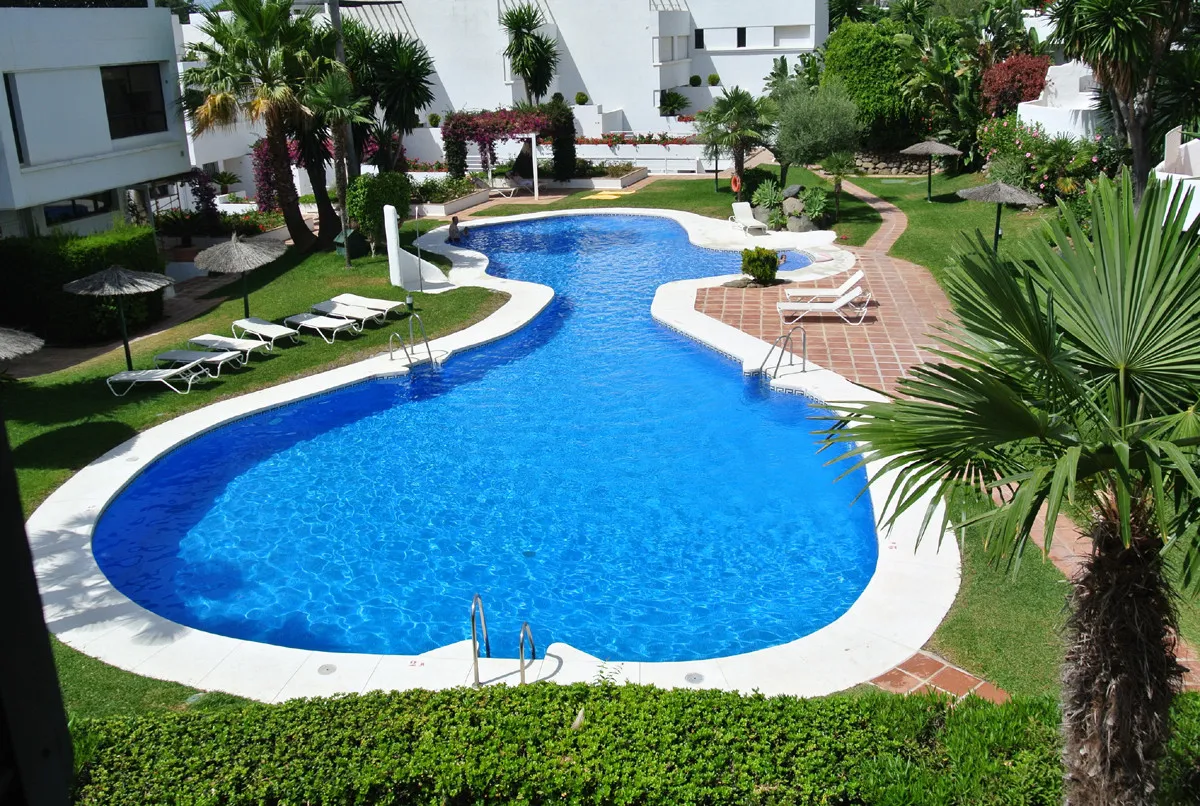 f2962688-131b-4fc8-b211-46bdef075985