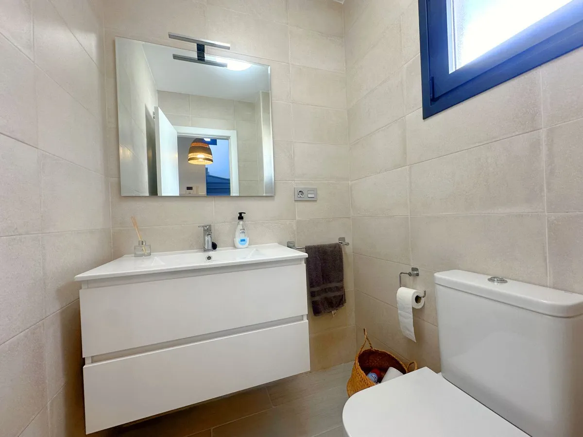 11ddaa1a-0f04-41d6-aac5-c068a8bc86ef