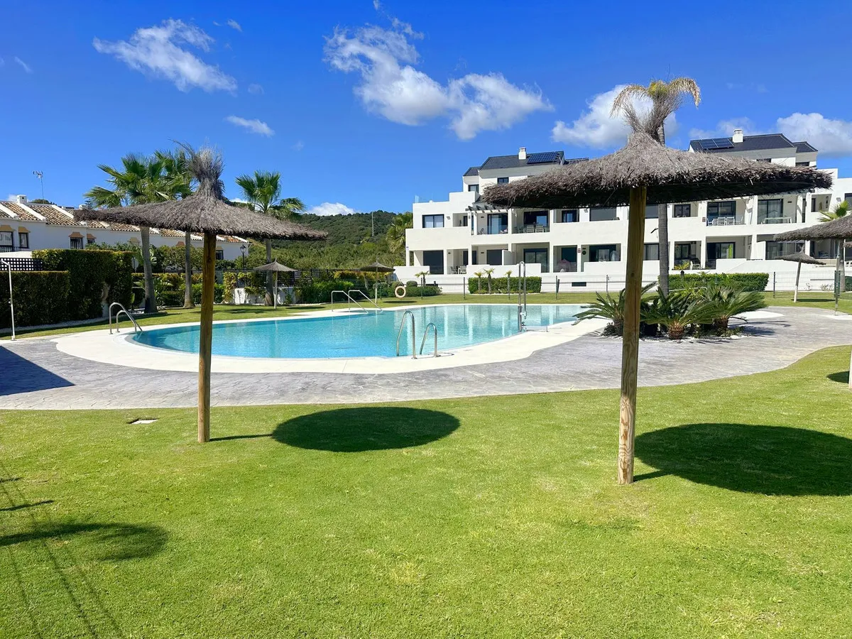 2ef1359e-30c4-47b2-b467-39542bfdaf09