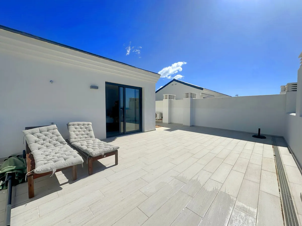 2f6f5ae1-56f6-403e-acf3-faa9d502ab20