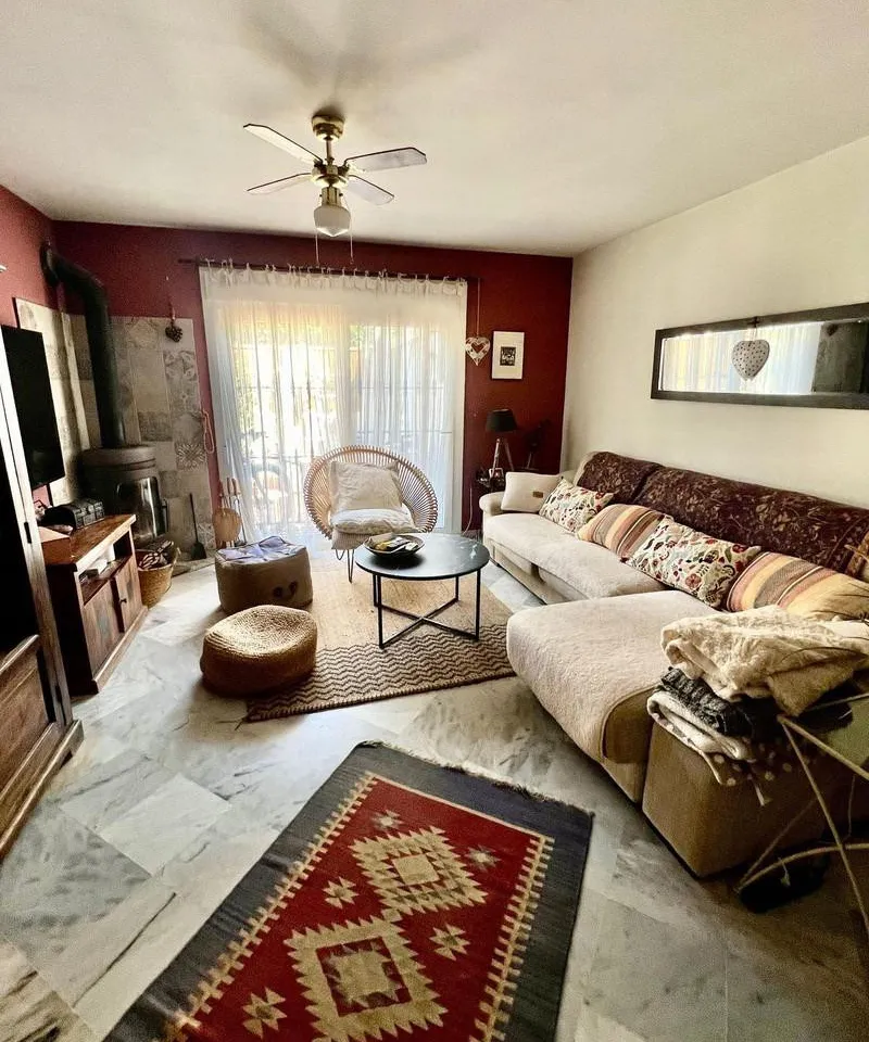 2ffb78f4-ec90-4443-8342-e141e63e6752