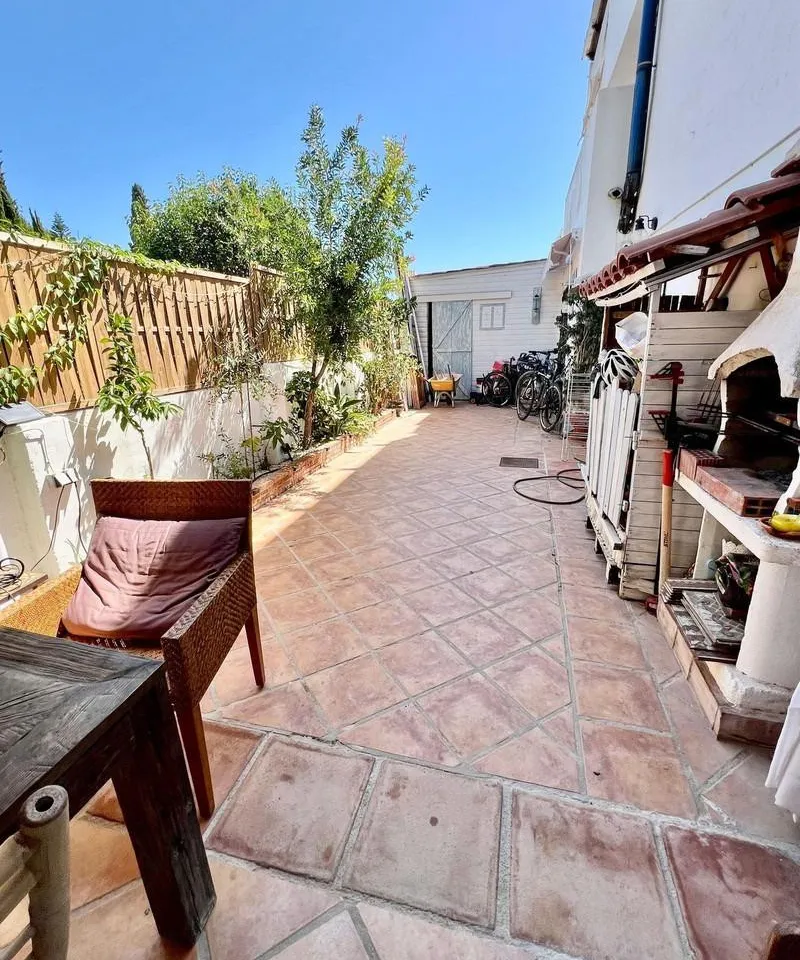 69e9b2f3-7ab9-48f8-ad07-61638e594ba5