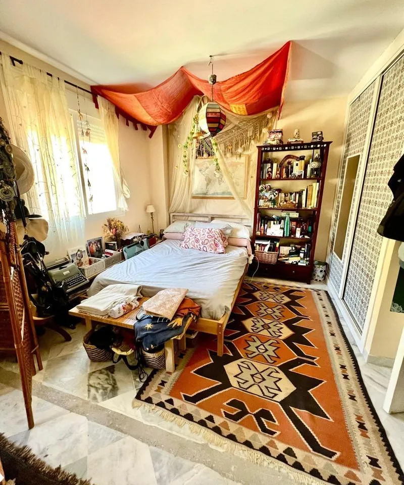 752ecbb6-0ed1-434f-b976-e06e5a6f0b53