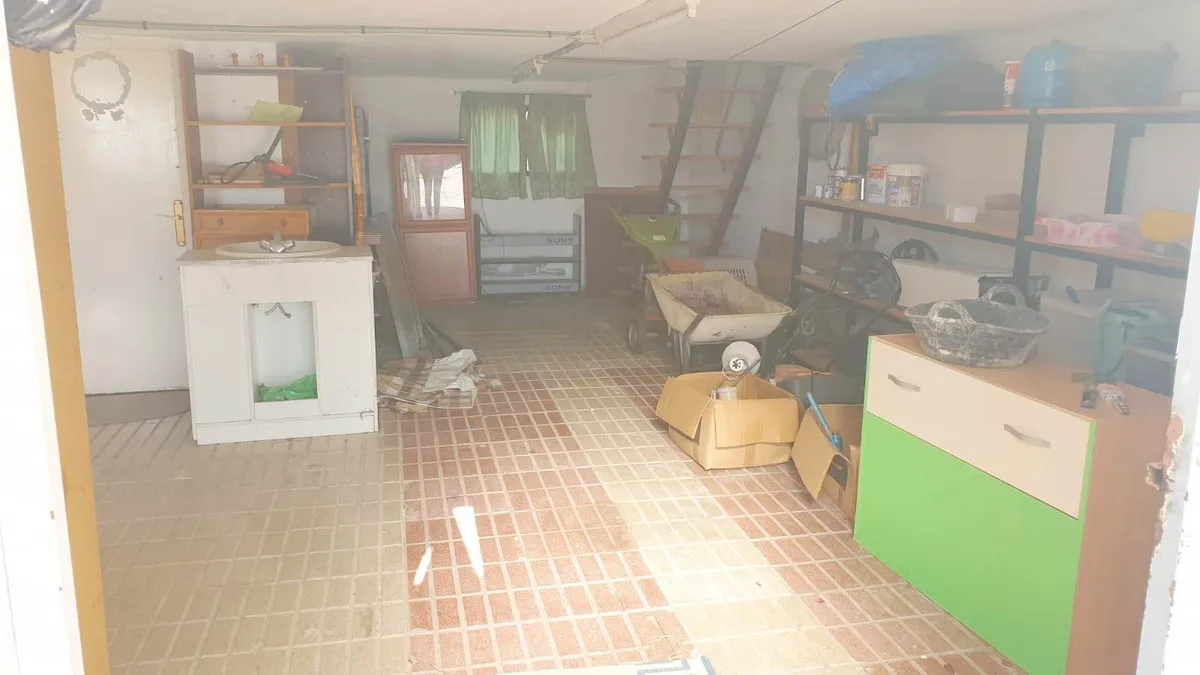 6d84c0fb-c7ff-4eba-8035-d0b2b2485939