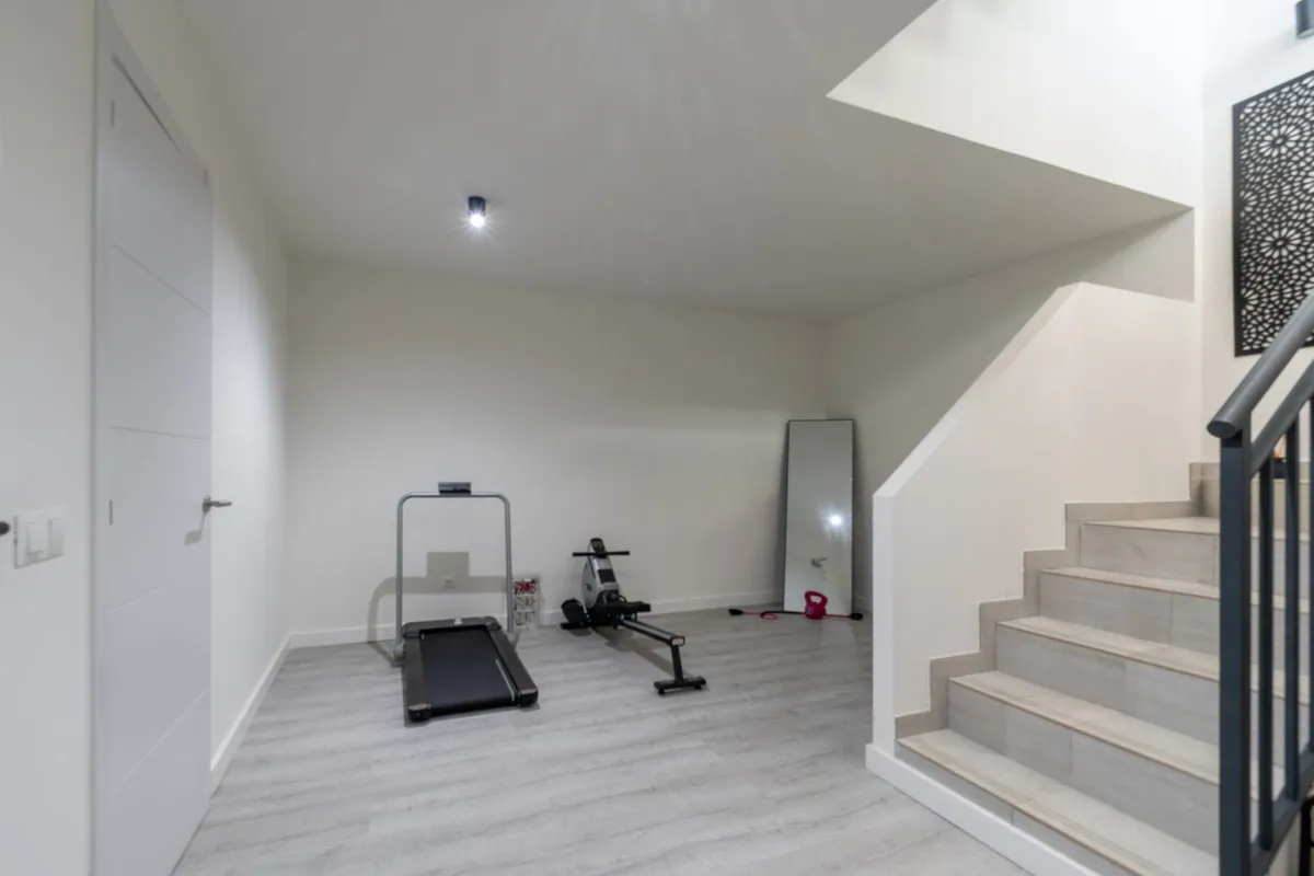 200d3244-c748-4dd3-bc1f-af2bbc9041da