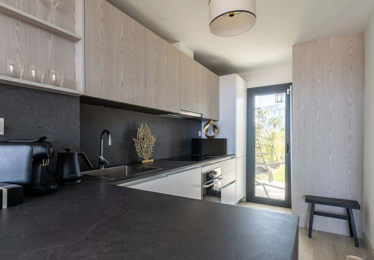 a3fbfa2a-e9c9-44a2-8ebf-df3549ba9b73