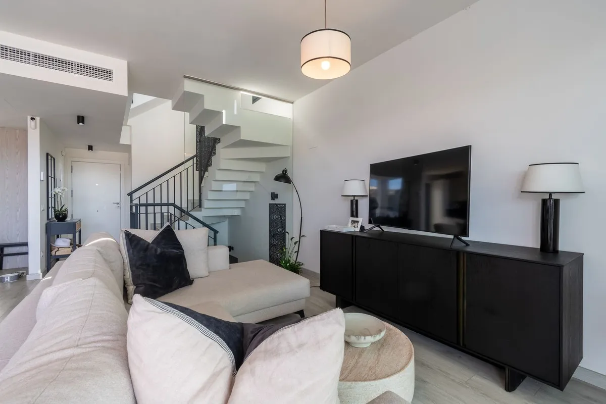 a824b9c3-96b1-4f66-bd28-97ec6f6ccaa4