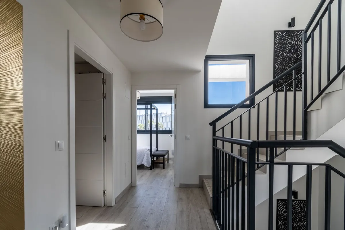 b3d26e5d-35f6-4eea-9699-140202310718