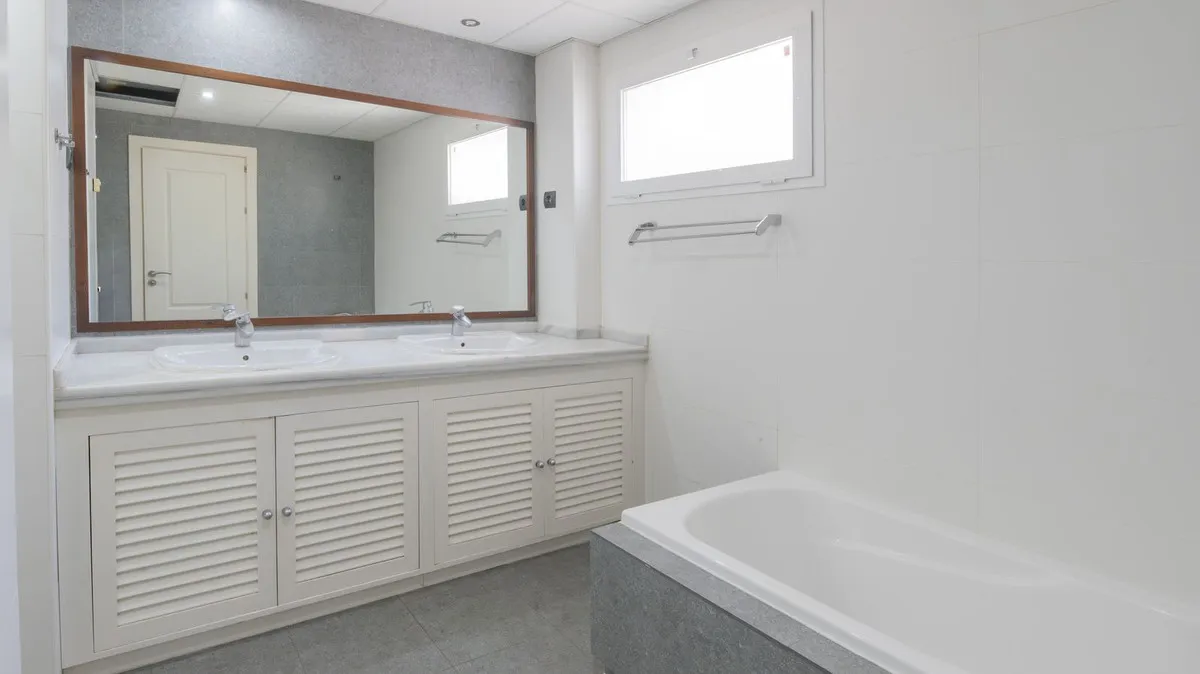 0d430fe1-95b4-4d37-9ce4-c933018bb05f