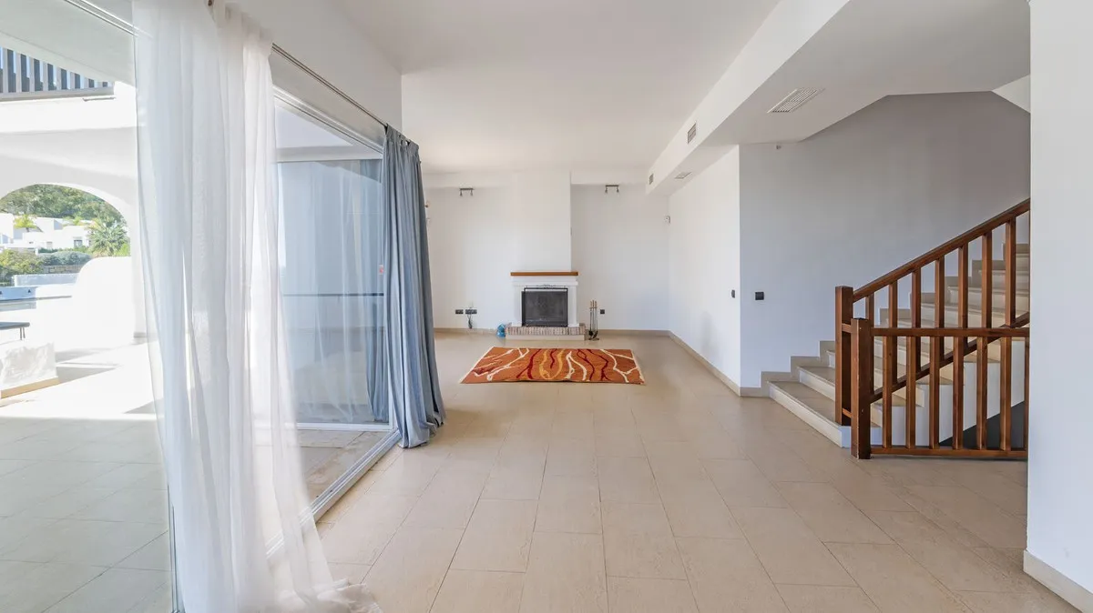 6a37890c-3f09-49cf-8b13-7d02a1e6b020