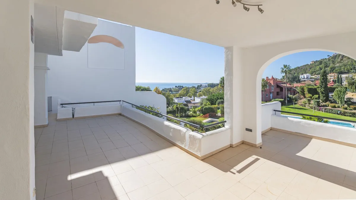 a1cc9589-1b7b-4dd6-a74c-d54b1dae4e03