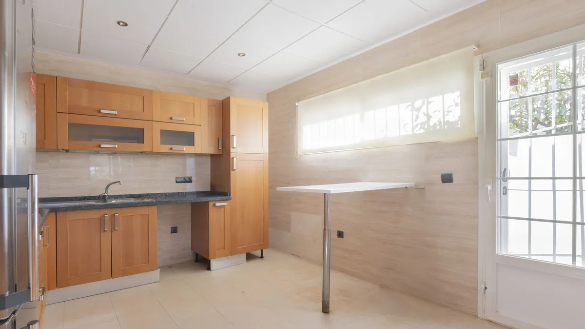 a7bd0ecf-c083-4eee-b31b-242e89f50f99