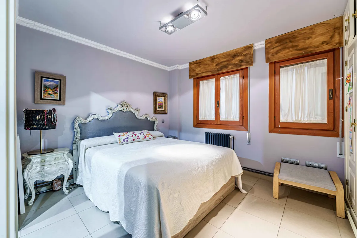 3be2f5c0-4f54-492c-aaa6-06b645b08702