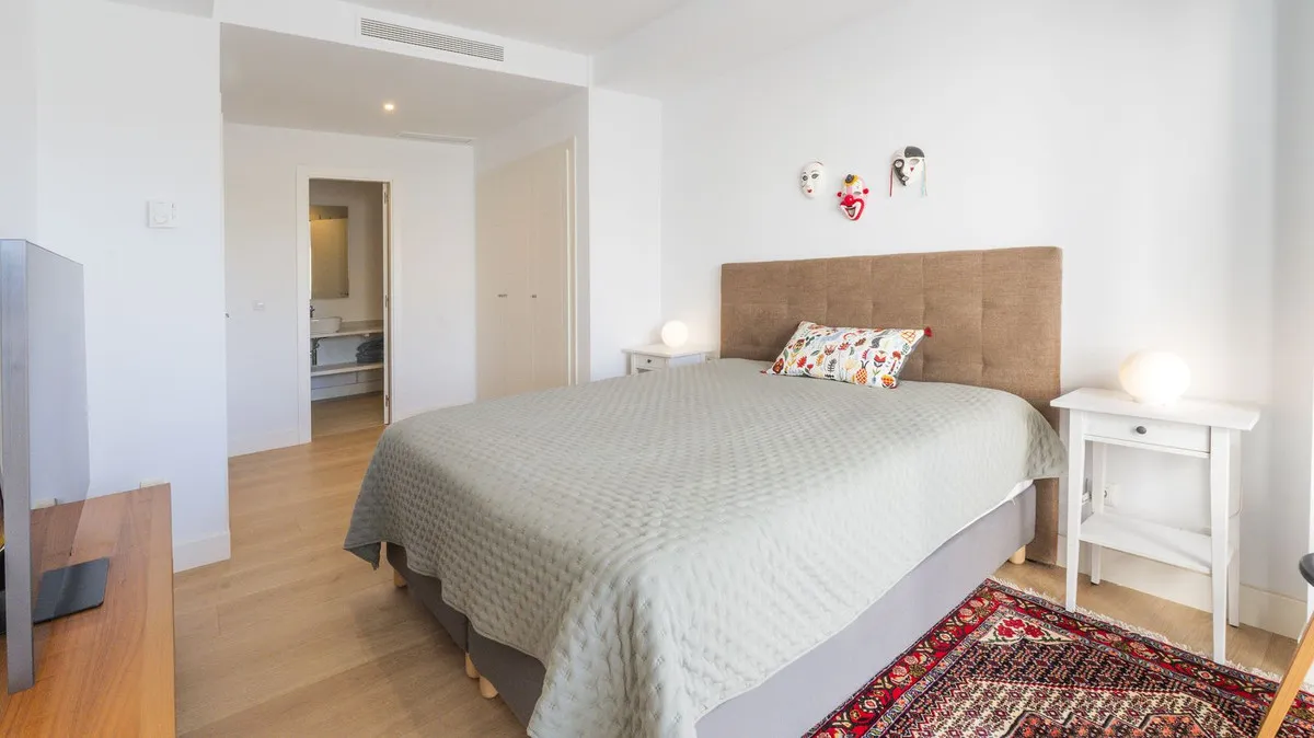 de8aa503-a7bb-46d9-a912-1d2d48262494