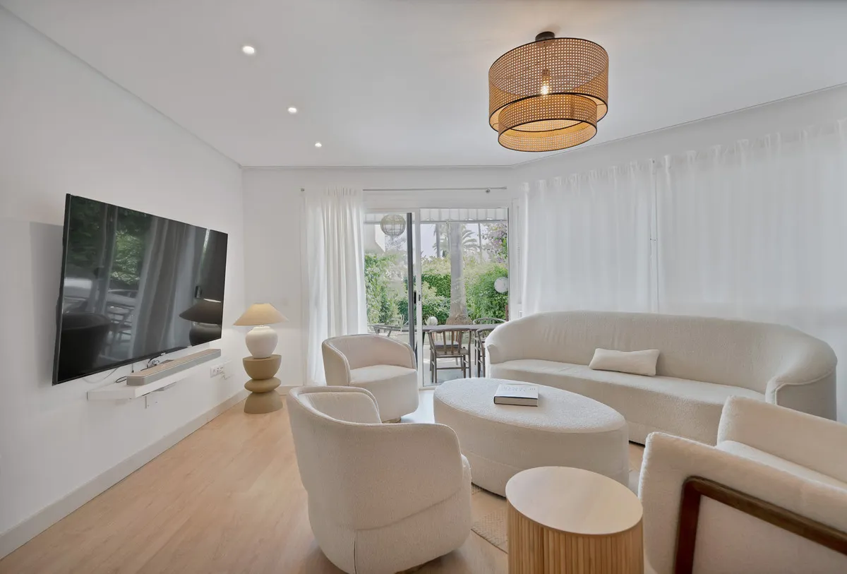 799a5cc4-50f9-436d-a43f-9f3eb56f7a11