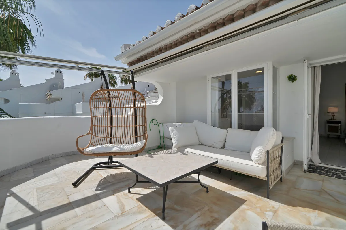 e6f92b54-531f-41cf-bc16-cbb7f77fd722