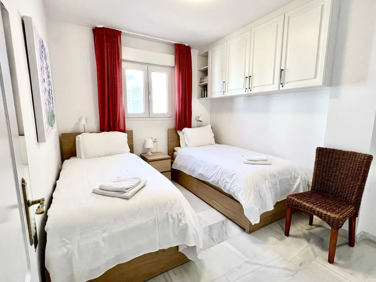 000247f9-5df4-4588-ba6b-0f9a787faada