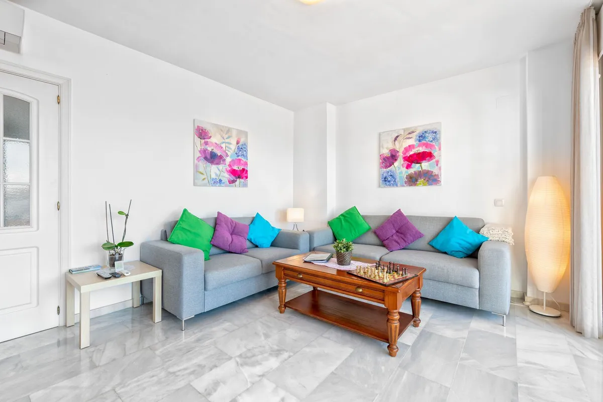 286ab8ff-ae7e-468b-bd36-bb0930f0d339