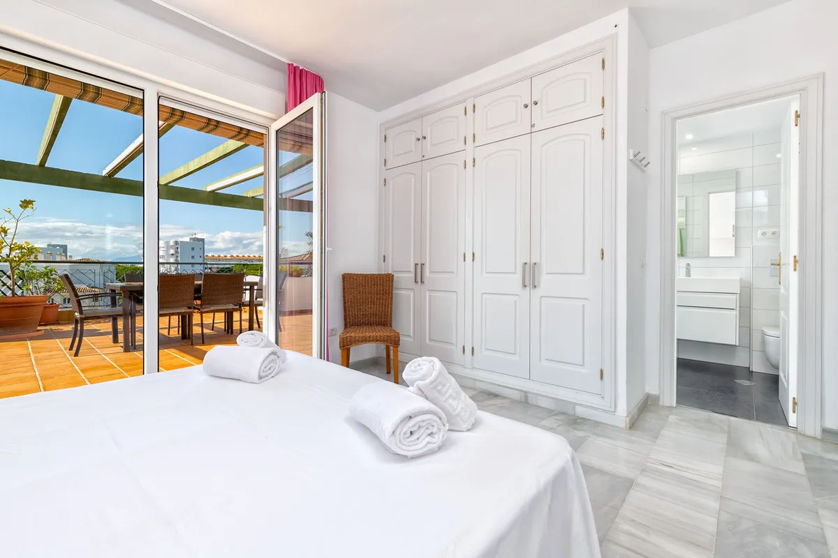 8d90813f-9d27-4151-8c96-cb9b918b3bdc