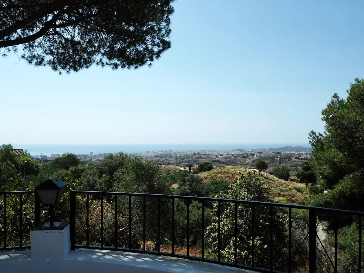 1f094403-4320-4ab5-970a-b69fe84eb4af